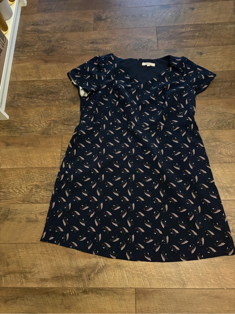 LOFT Navy Short-Sleeve V-Neck Midi Dress with Blush Feather Print